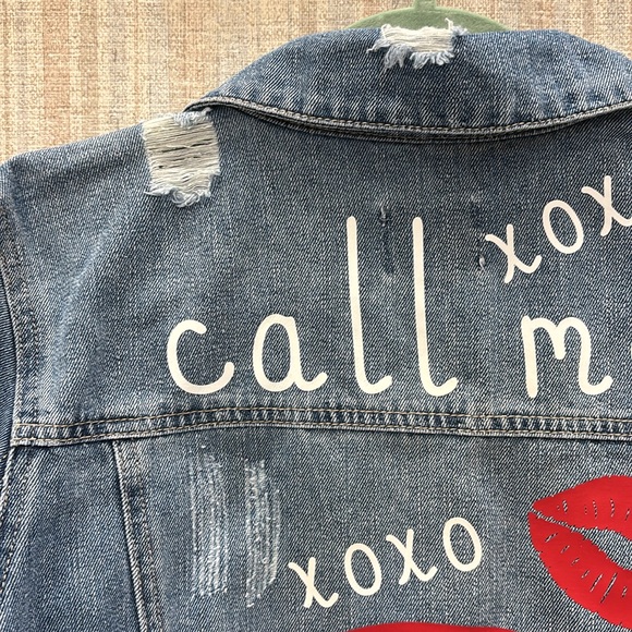 Jean Jacket ☎️ 💋 - Picture 5 of 9